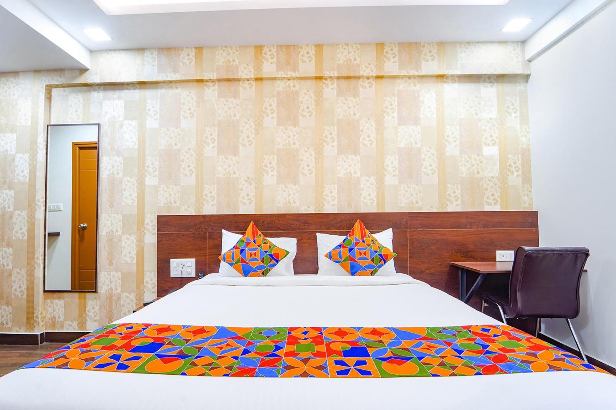 Fabhotel Ellegant Inn Bangalore Buitenkant foto