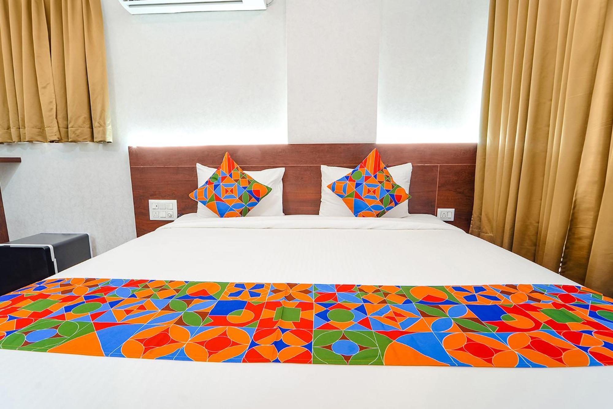 Fabhotel Ellegant Inn Bangalore Buitenkant foto